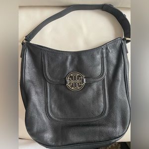 Tory Burch black leather purse